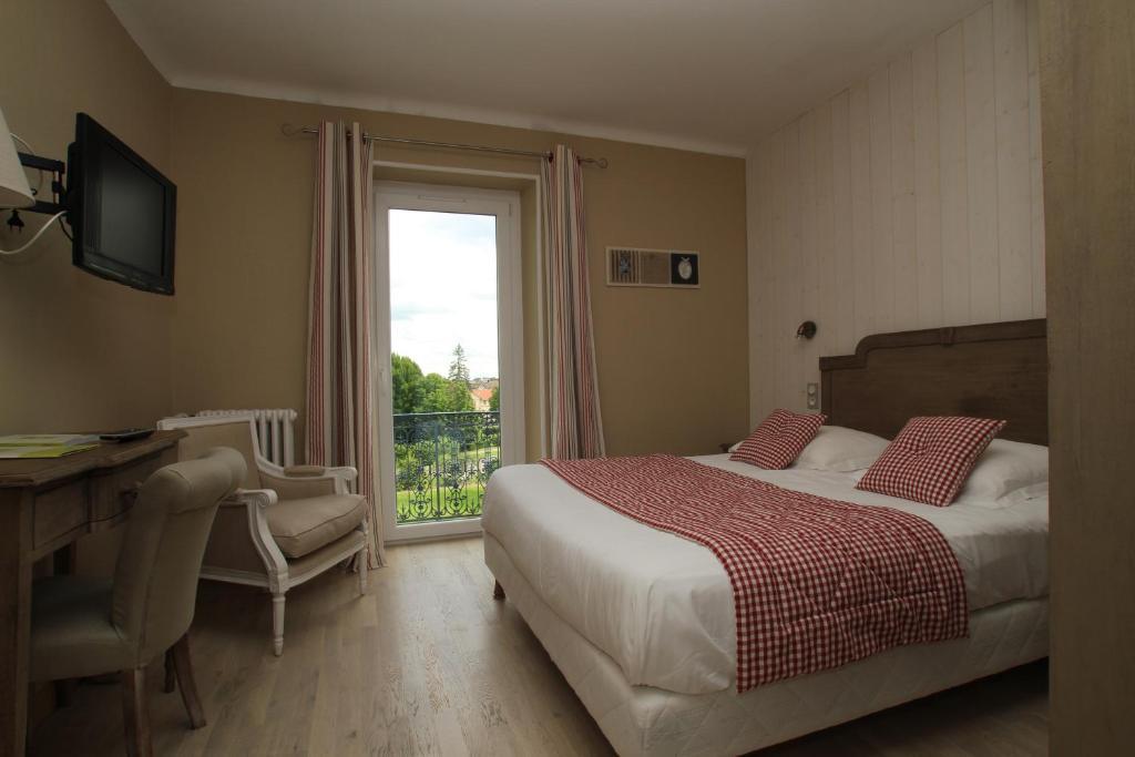 Logis Hotel Restaurant Spa Beau Site Luxeuil-les-Bains Bilik gambar
