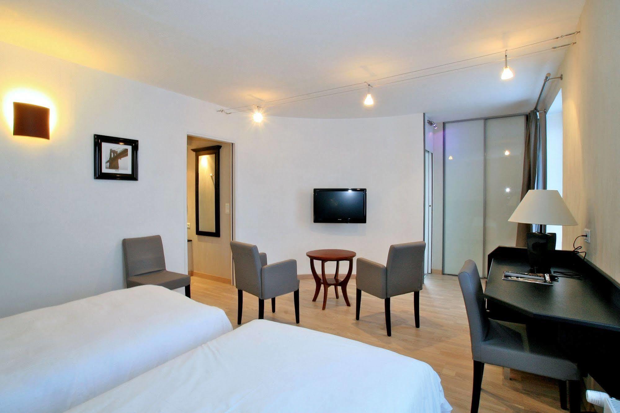 Logis Hotel Restaurant Spa Beau Site Luxeuil-les-Bains Luaran gambar